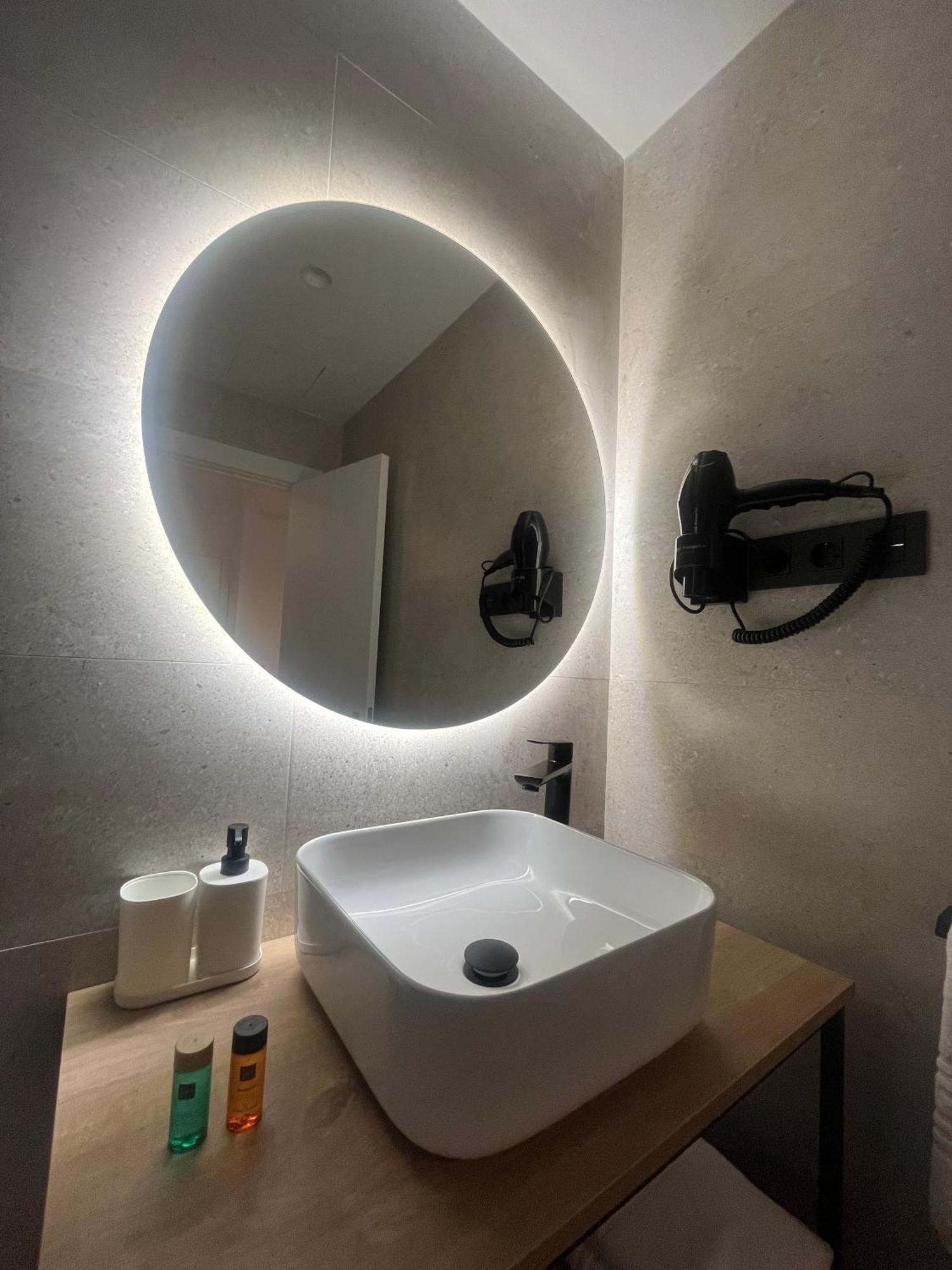 Arenal Suites Билбао Екстериор снимка