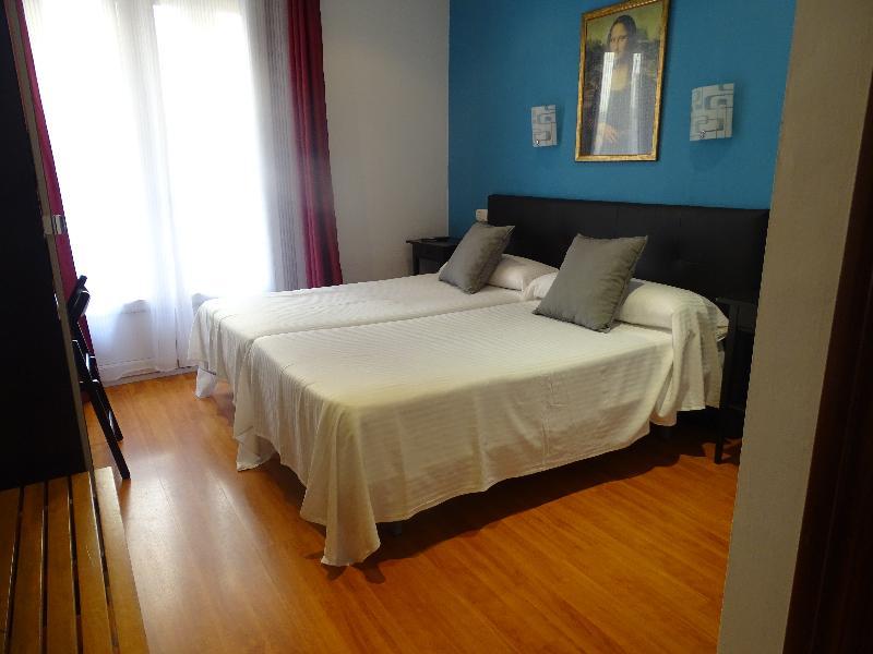 Arenal Suites Билбао Екстериор снимка